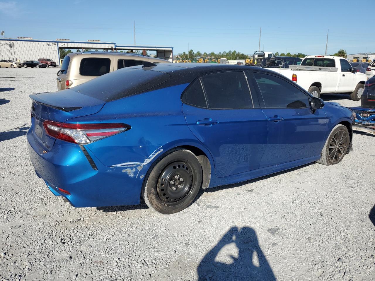 Lot #3302799891 2018 TOYOTA CAMRY XSE