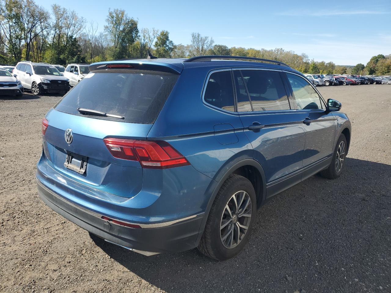 VOLKSWAGEN TIGUAN SE