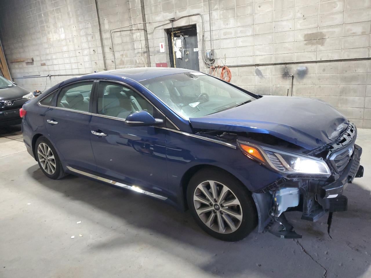 HYUNDAI SONATA SPORT