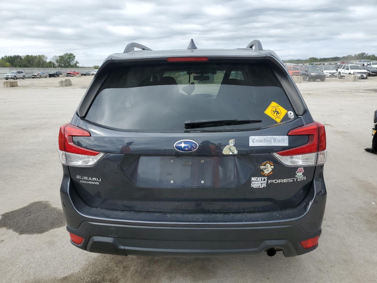 SUBARU FORESTER PREMIUM