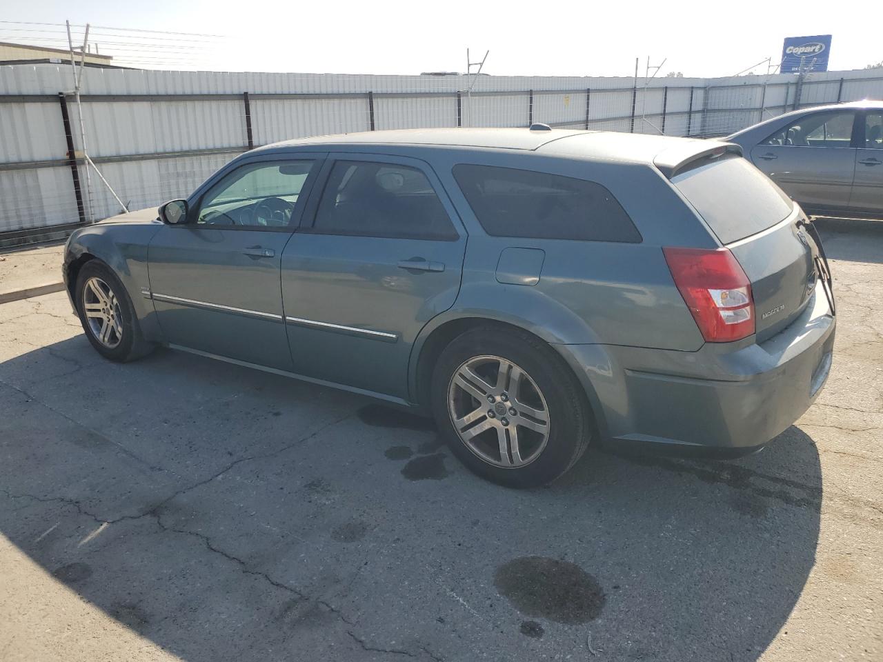 Lot #3303861787 2005 DODGE MAGNUM R/T