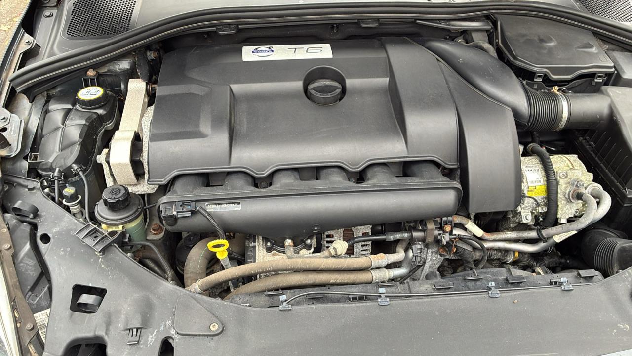VOLVO S60 T6