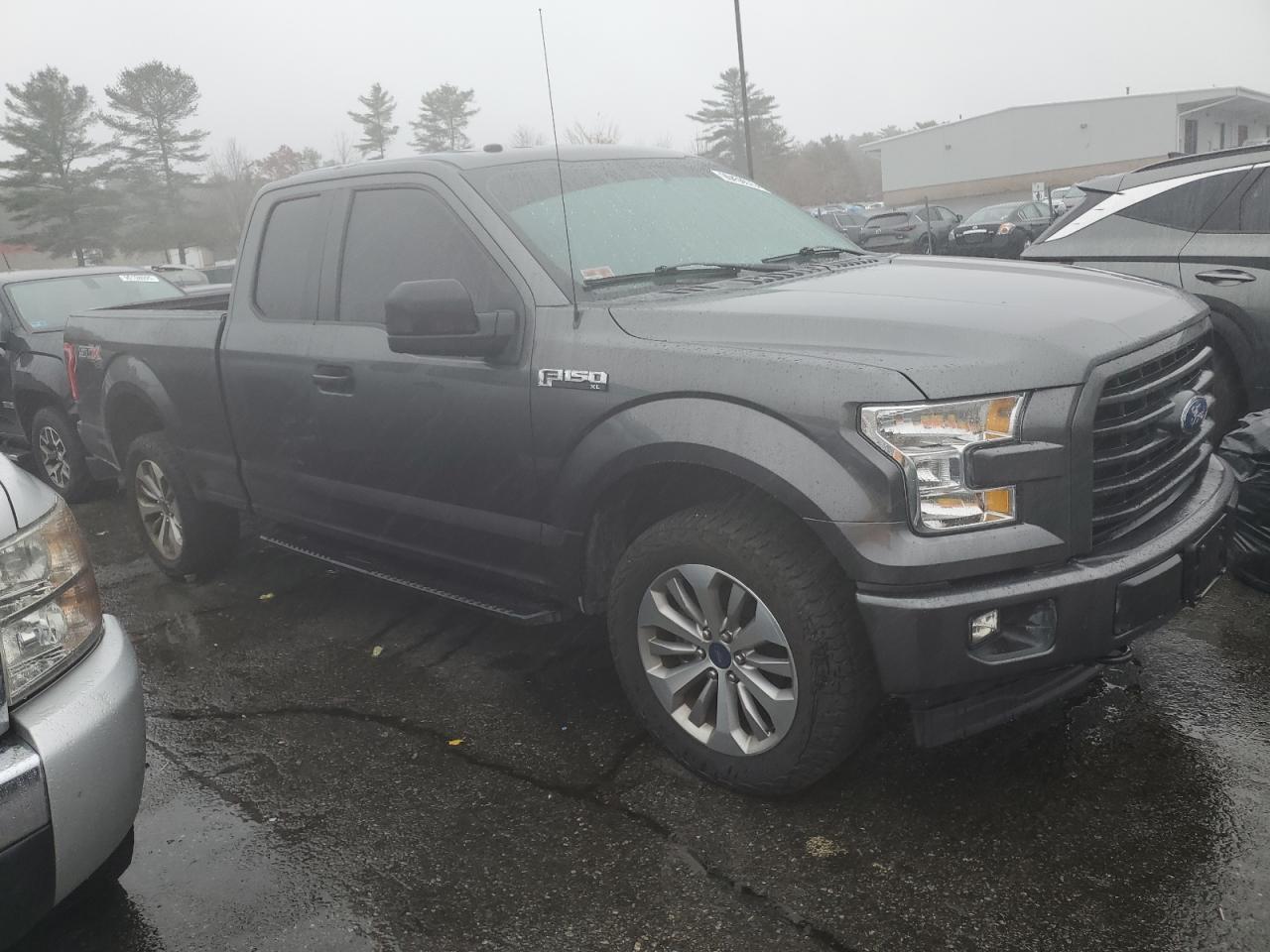 FORD F-150 SUPER CAB