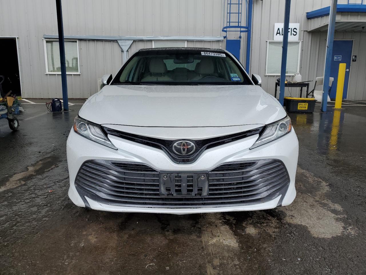 TOYOTA CAMRY XLE