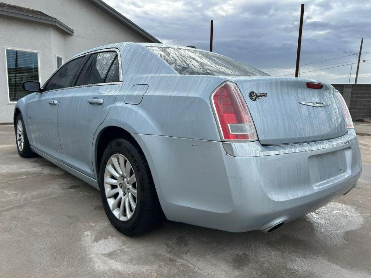 CHRYSLER 300