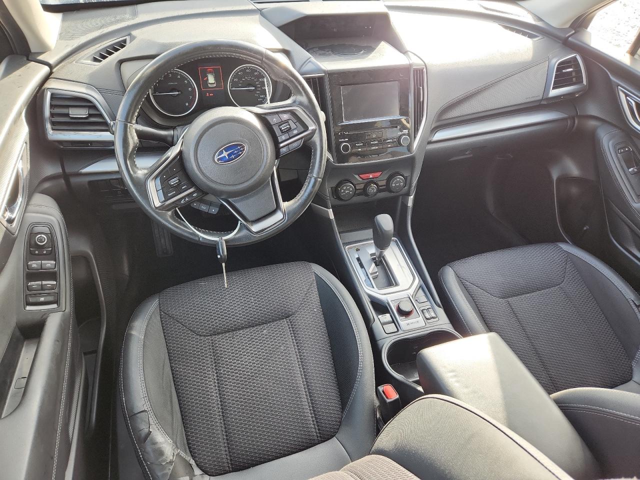 SUBARU FORESTER PREMIUM