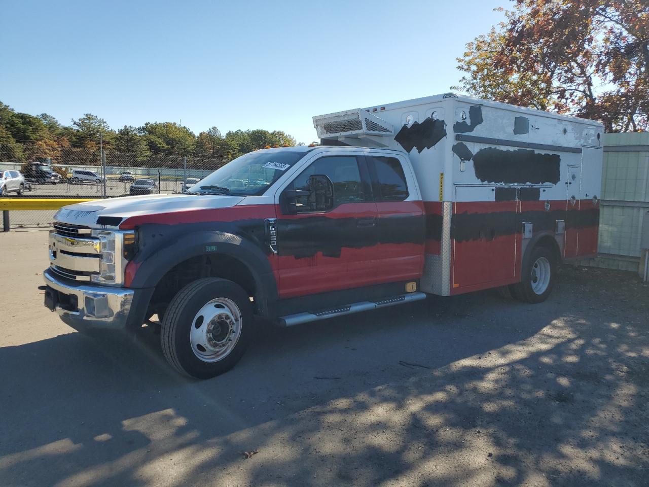 FORD F-550 SUPER DUTY
