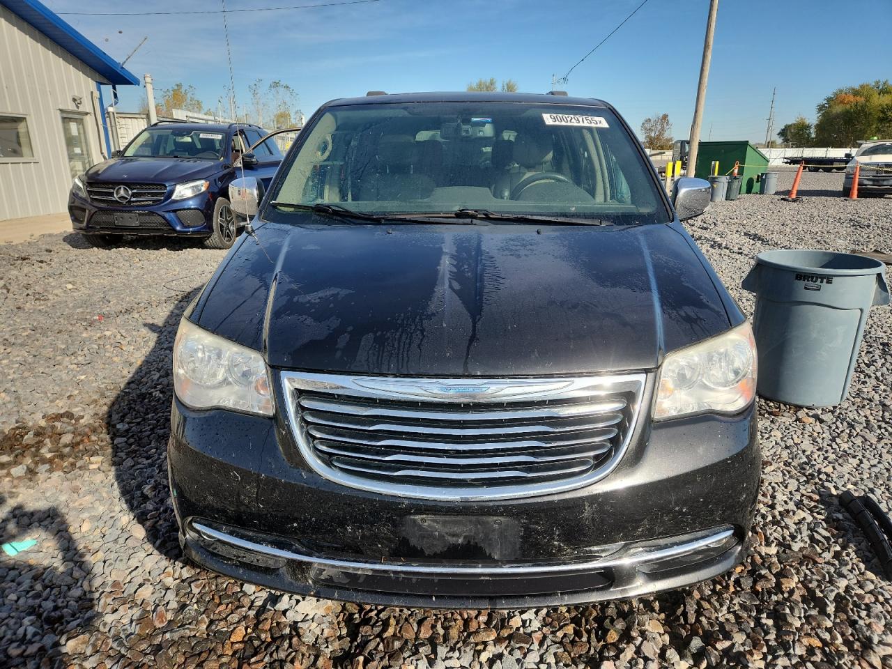 CHRYSLER TOWN & COUNTRY TOURING L