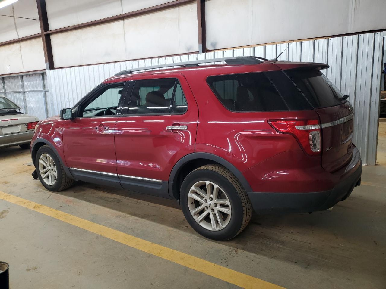 FORD EXPLORER XLT