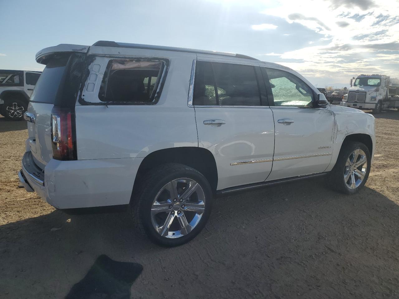 GMC YUKON DENALI