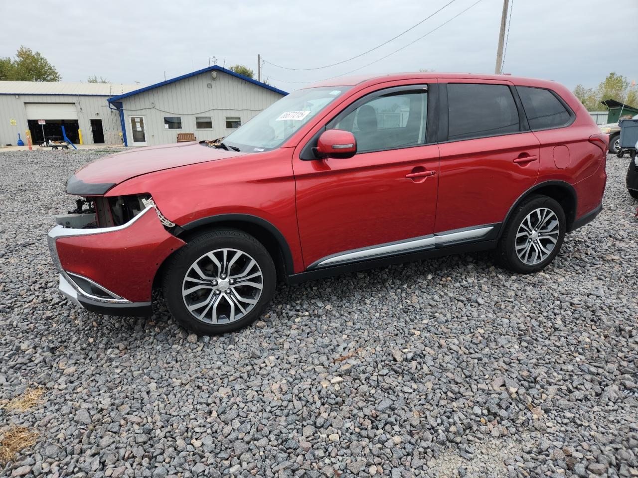 MITSUBISHI OUTLANDER SE