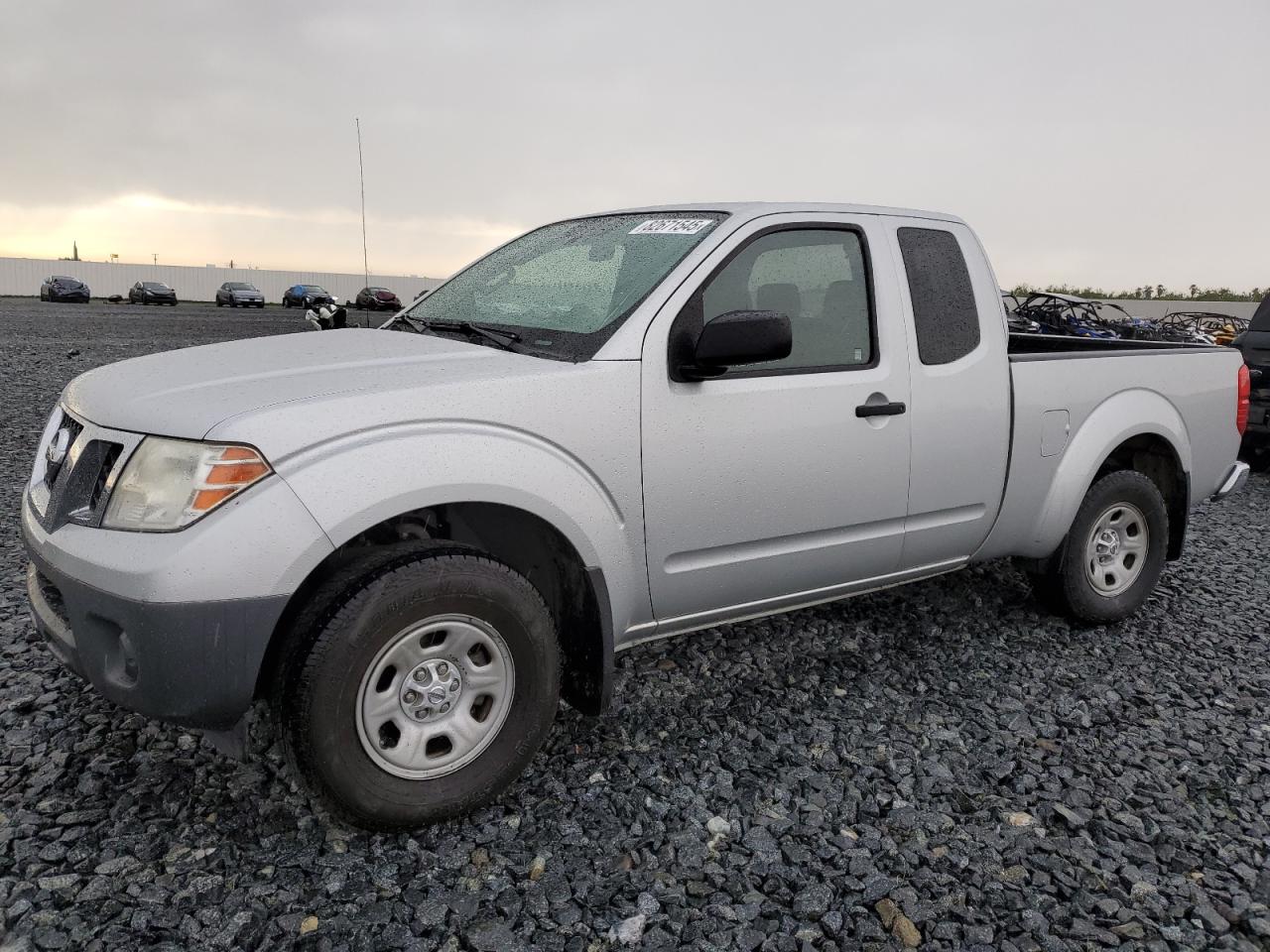 NISSAN FRONTIER S