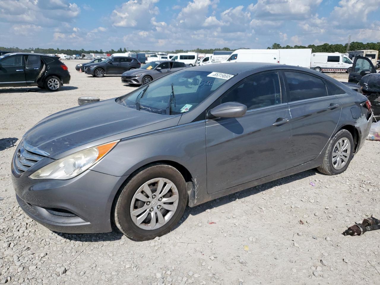 Lot #3260380568 2013 HYUNDAI SONATA GLS