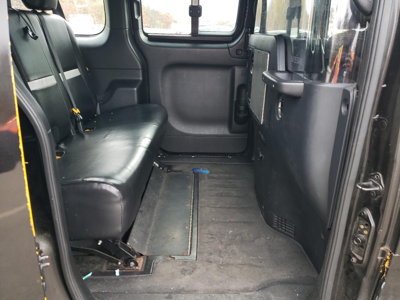NISSAN NV200 TAXI