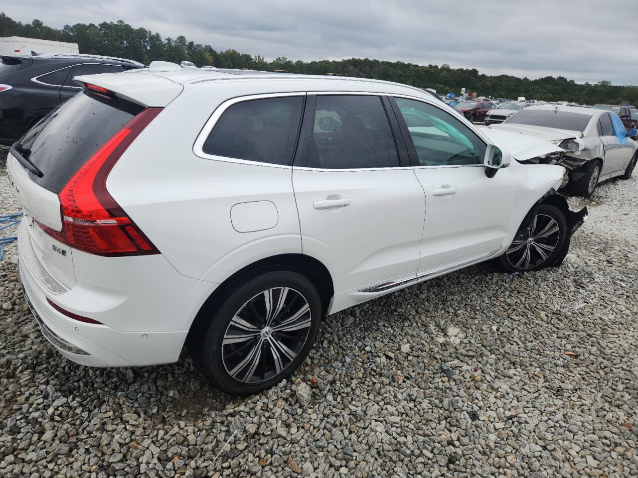 VOLVO XC60 B6 INSCRIPTION