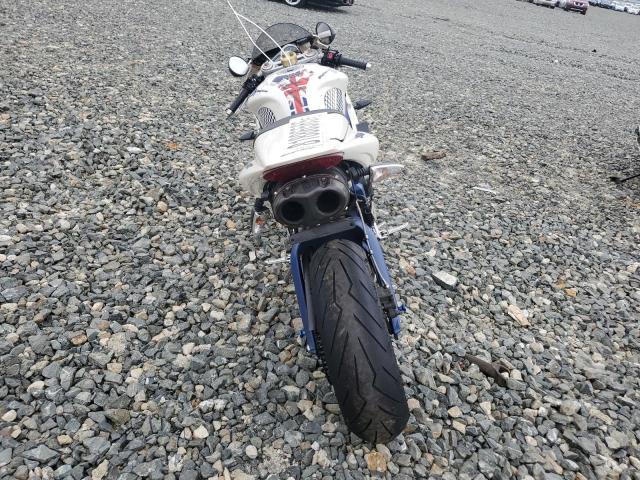 2010 TRIUMPH MOTORCYCLE DAYTONA 67 SMTD00NS7AJ411310