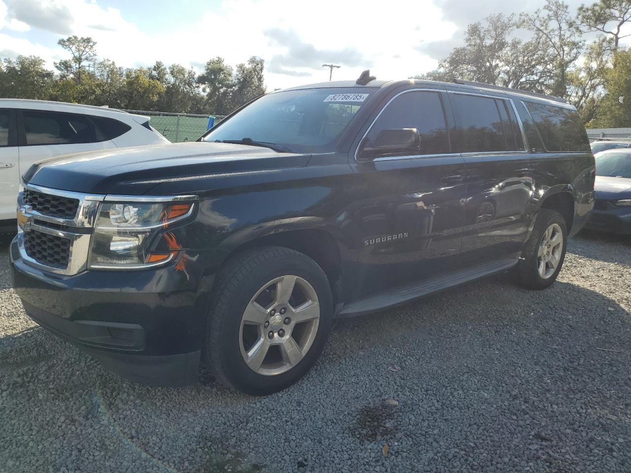 CHEVROLET SUBURBAN C1500 LT