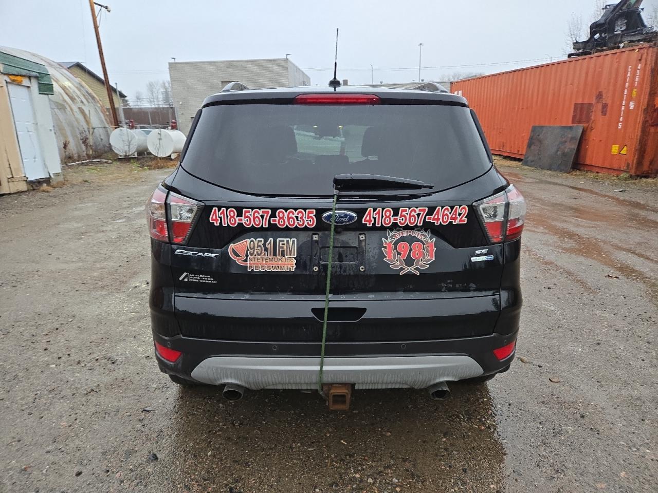 FORD ESCAPE SE