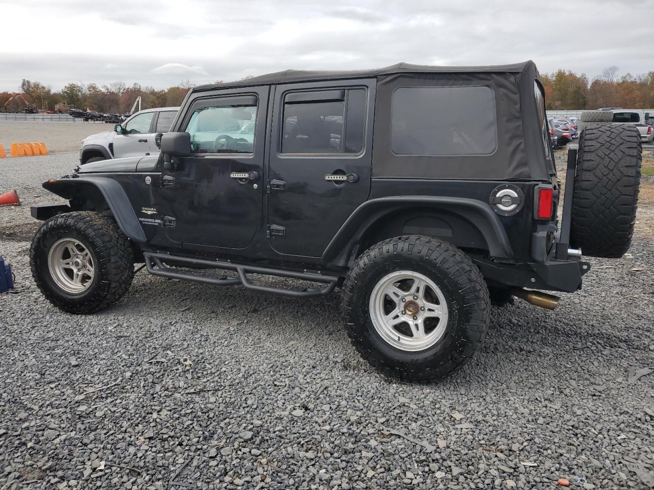 JEEP WRANGLER SAHARA