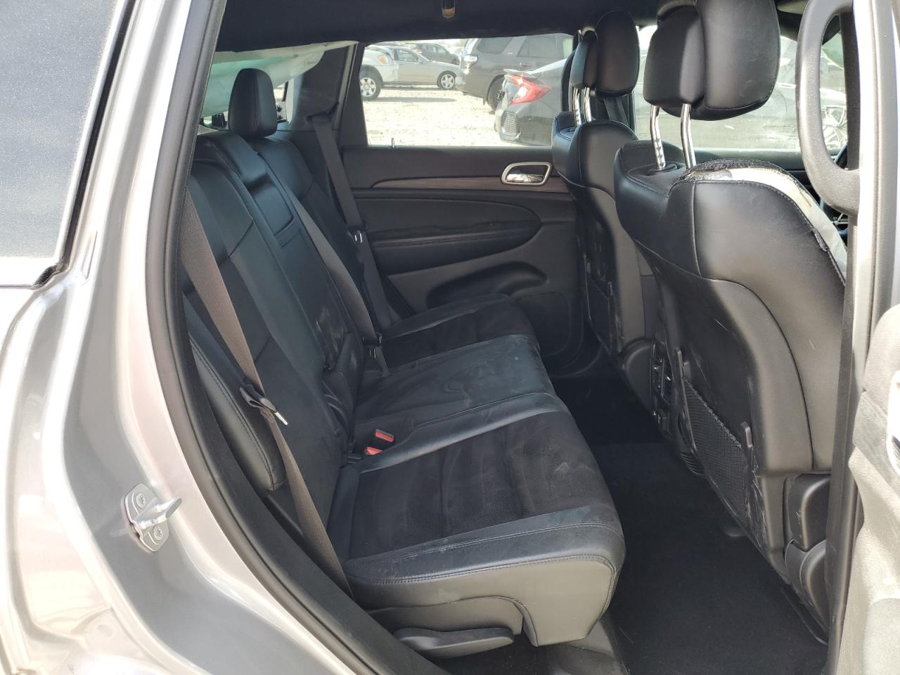 JEEP GRAND CHEROKEE LAREDO