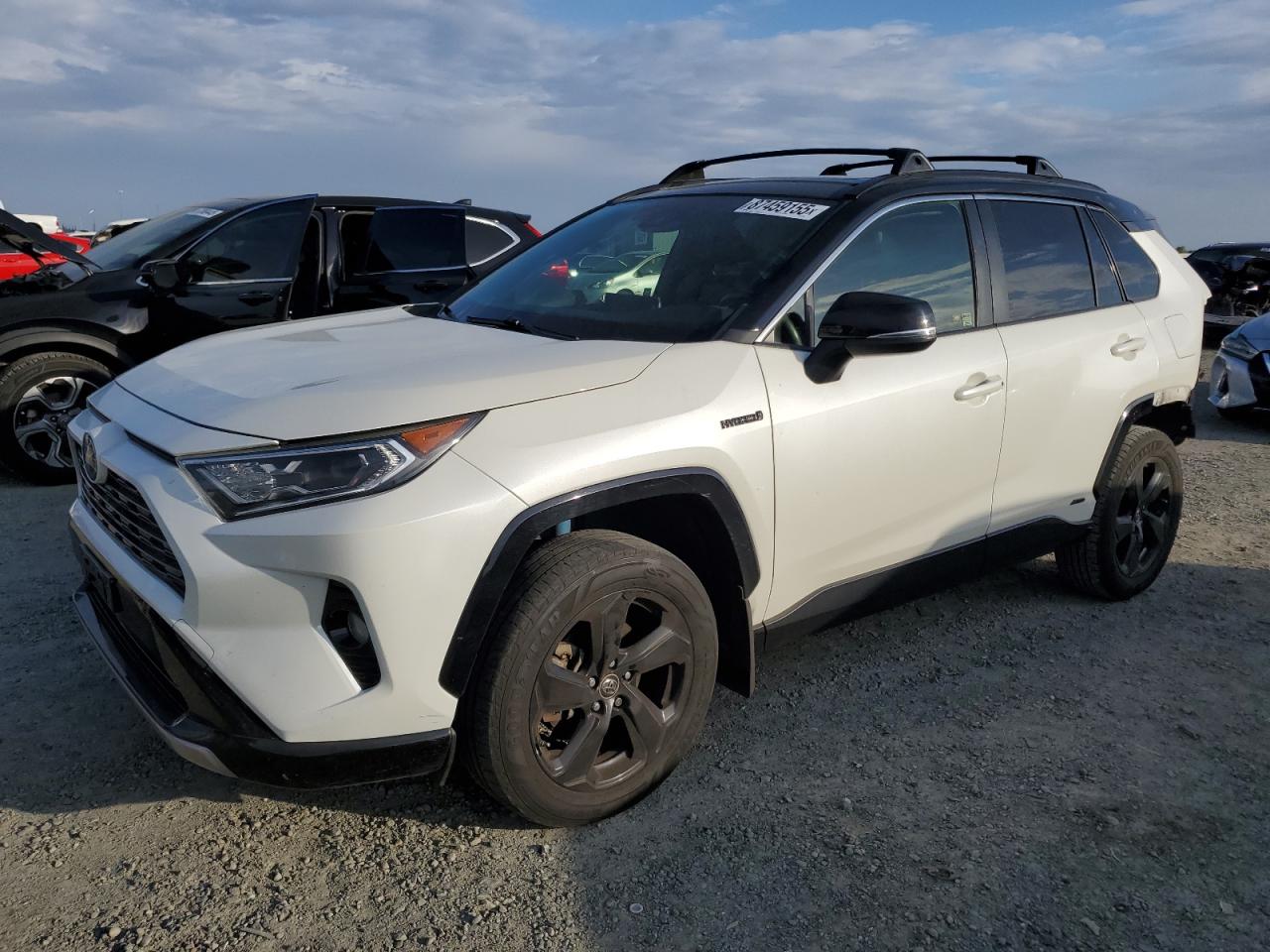 TOYOTA RAV4 XSE