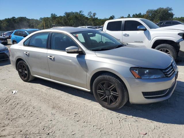 2014 VOLKSWAGEN PASSAT S - 1VWAT7A36EC105576