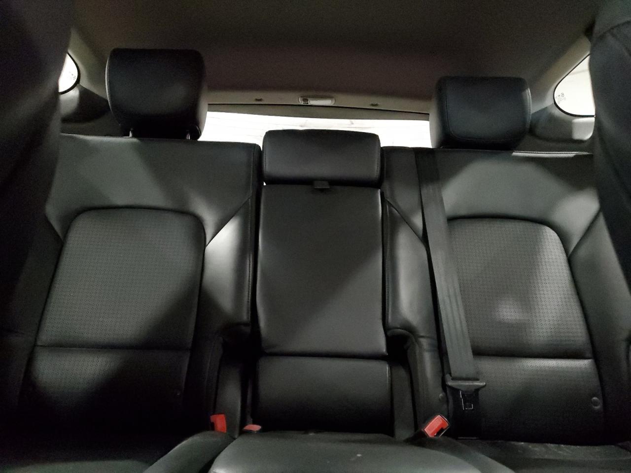 Lot #3319007323 2013 HYUNDAI SANTA FE S