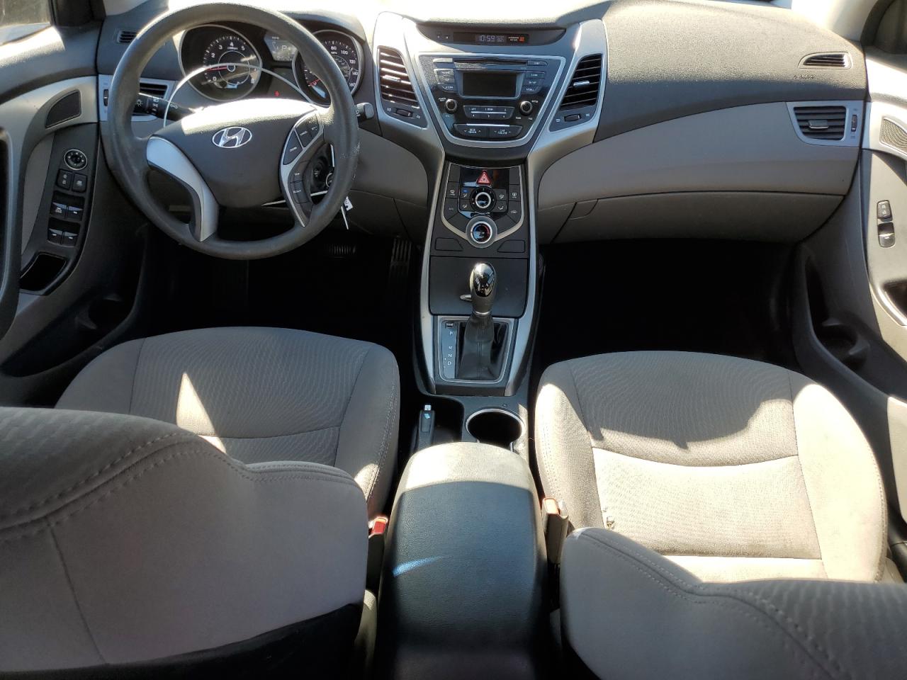 Lot #3297108494 2016 HYUNDAI ELANTRA SE