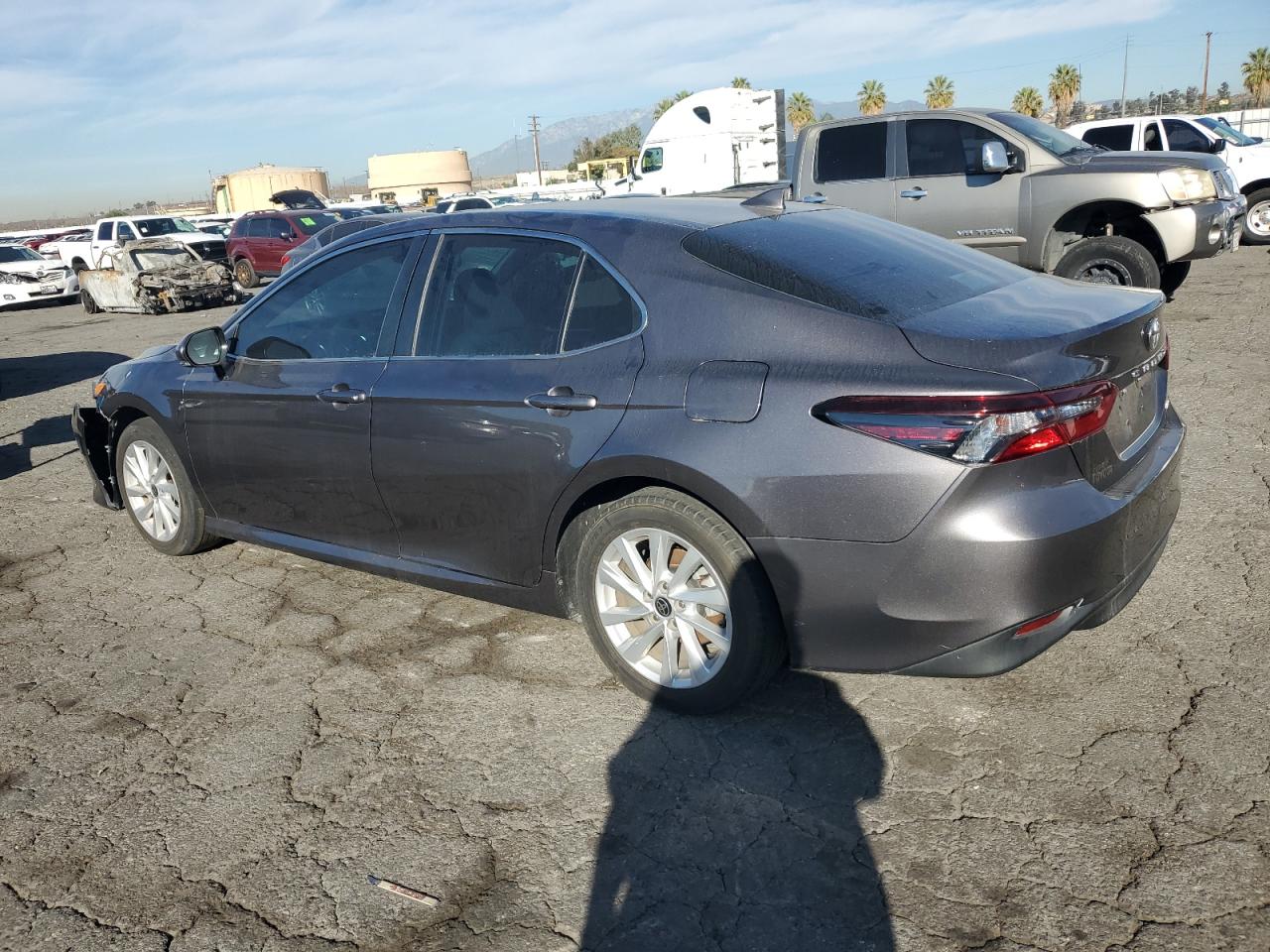 TOYOTA CAMRY LE