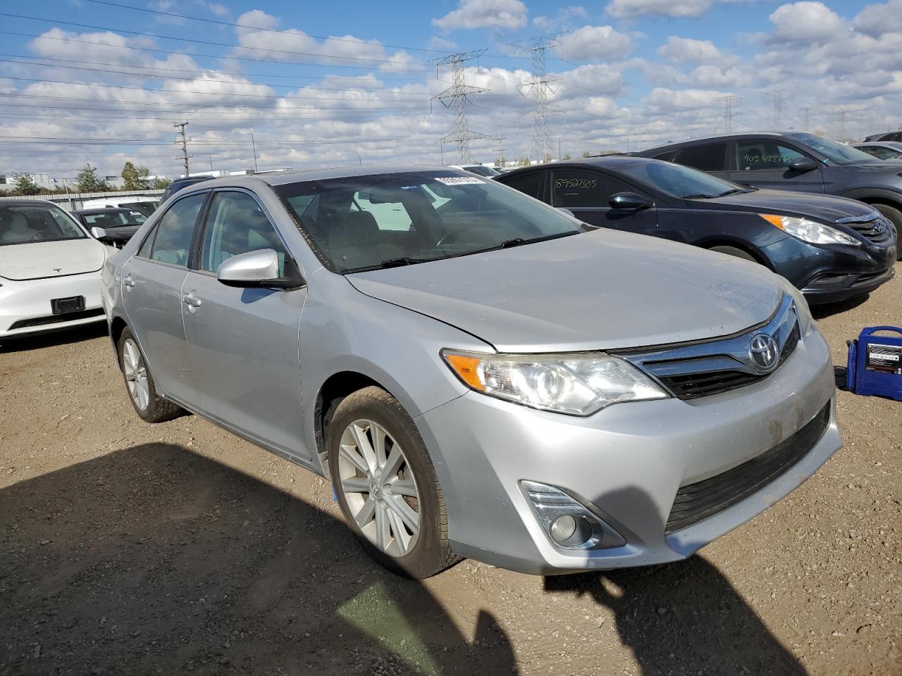 TOYOTA CAMRY BASE