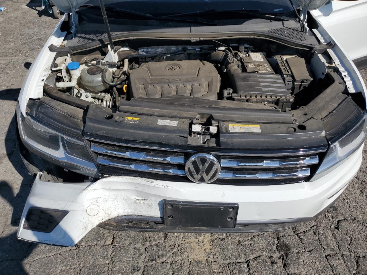 VOLKSWAGEN TIGUAN SE