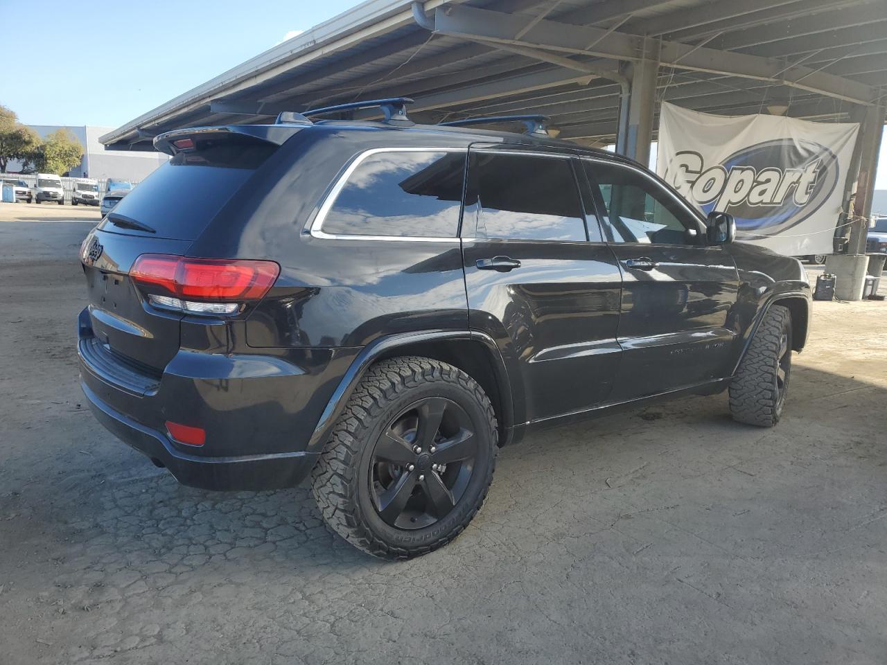JEEP GRAND CHEROKEE LAREDO