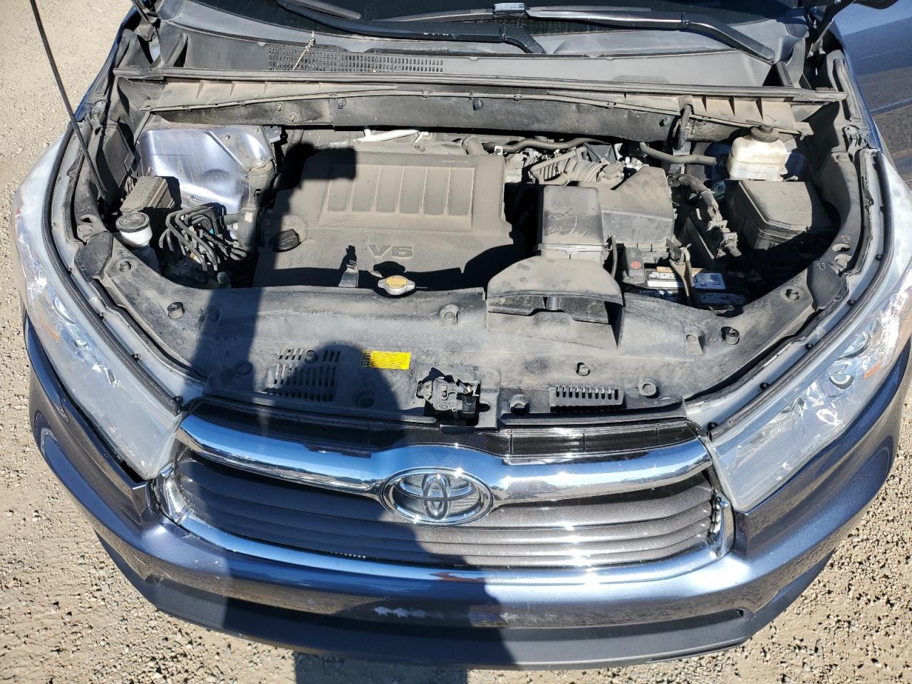 TOYOTA HIGHLANDER XLE