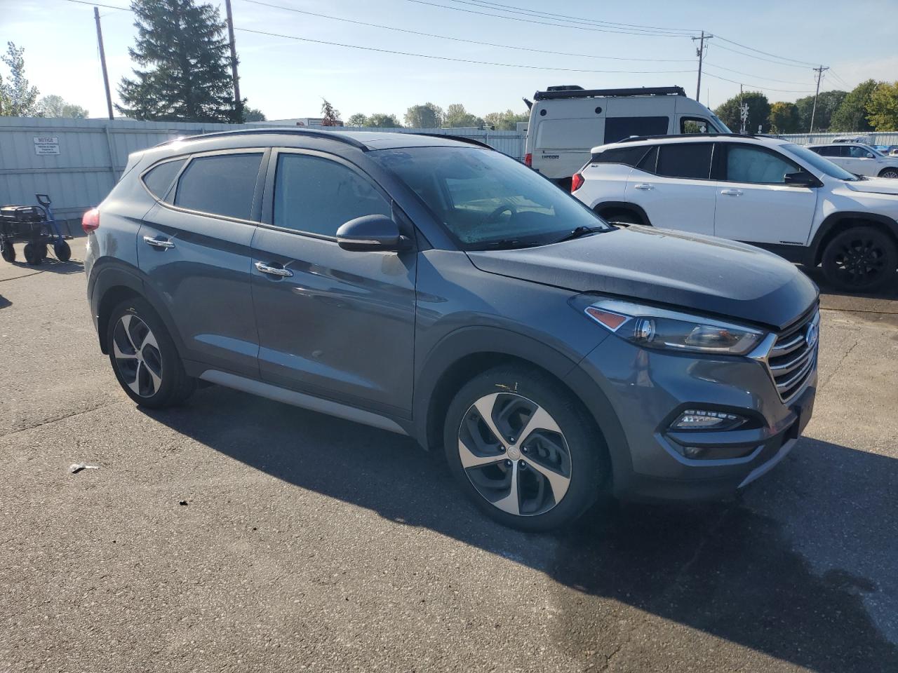 HYUNDAI TUCSON VALUE