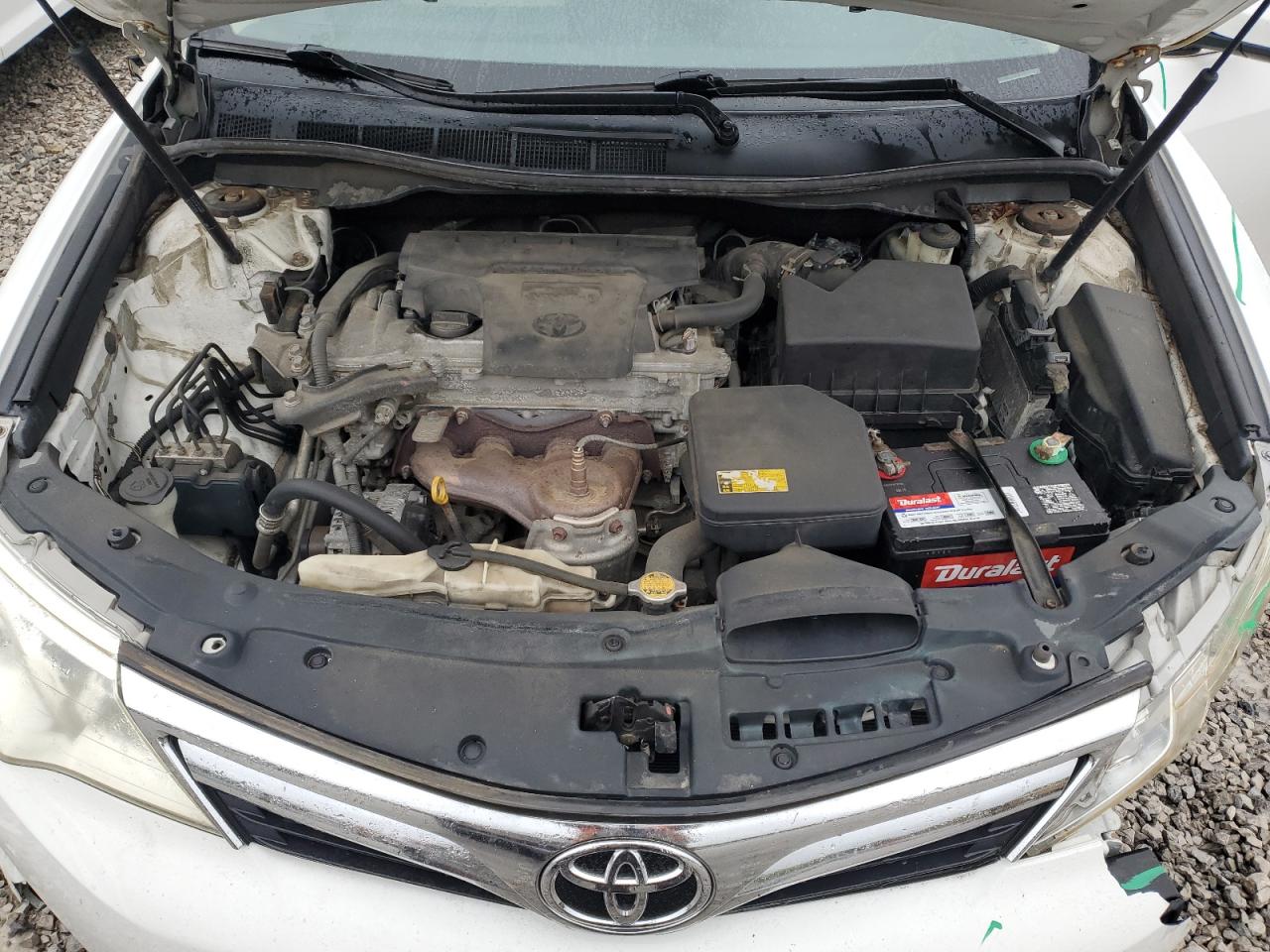 TOYOTA CAMRY BASE