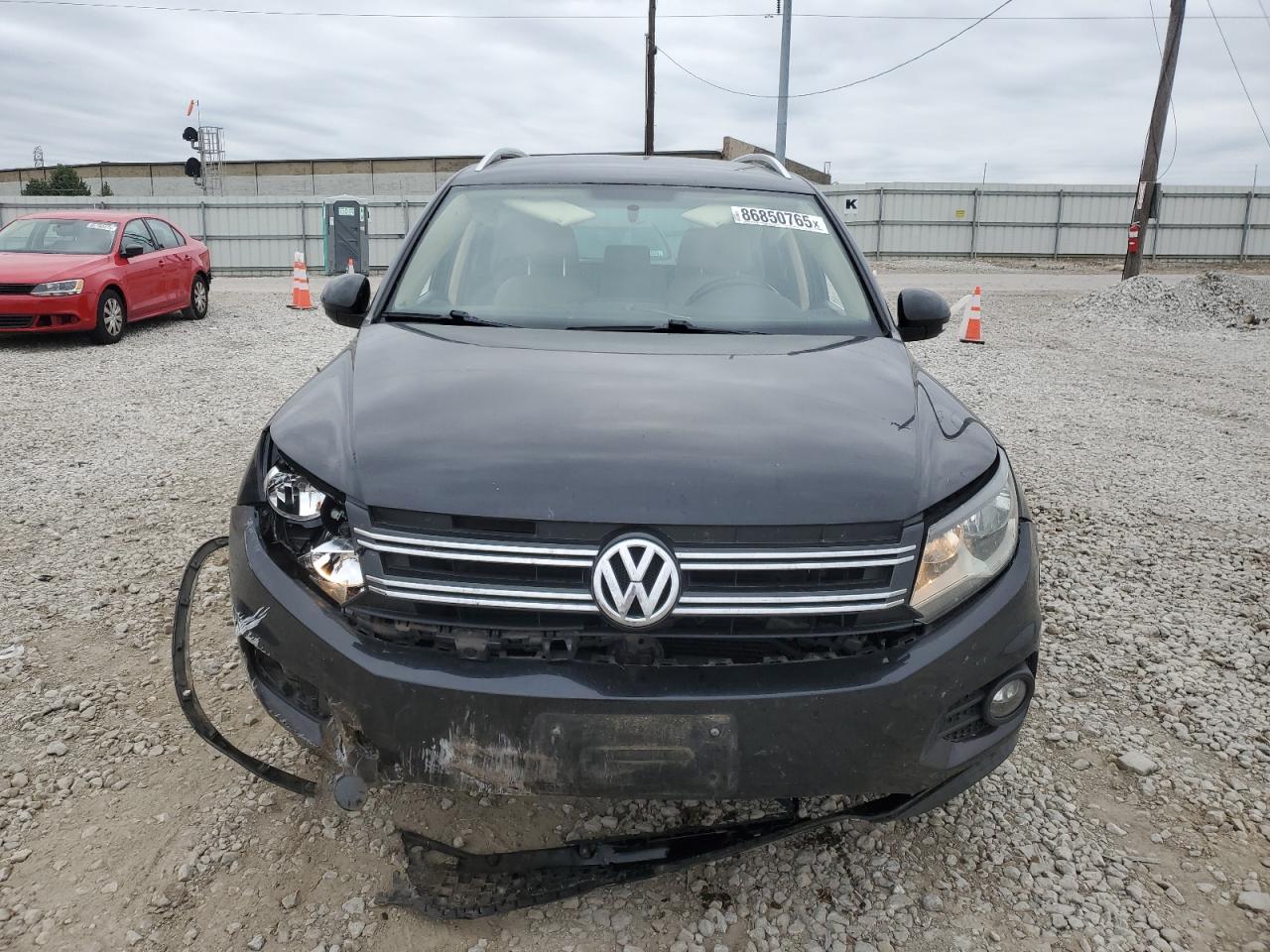 VOLKSWAGEN TIGUAN S