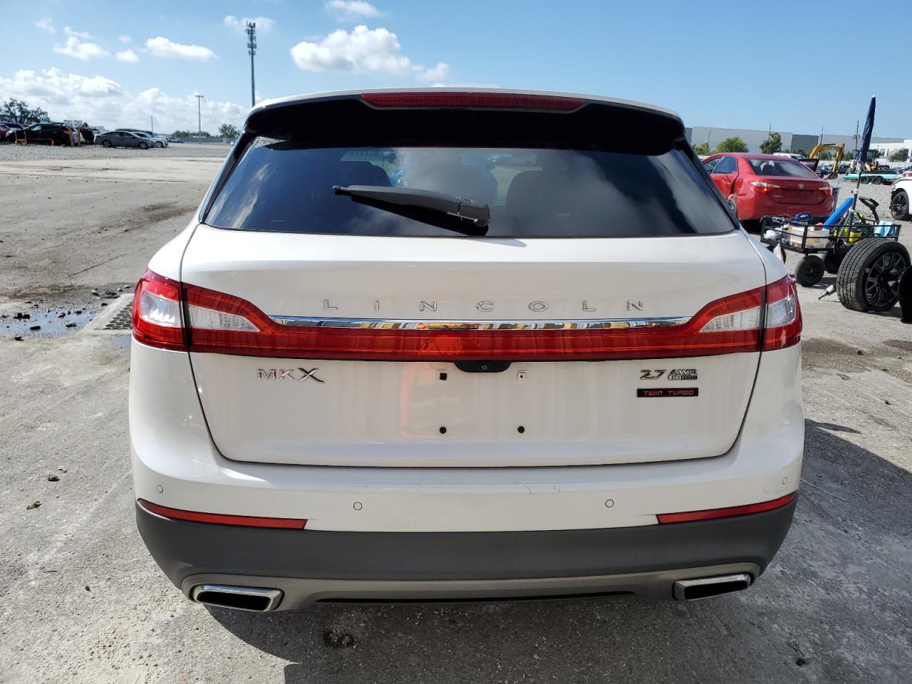 Lot #3302879912 2016 LINCOLN MKX RESERV