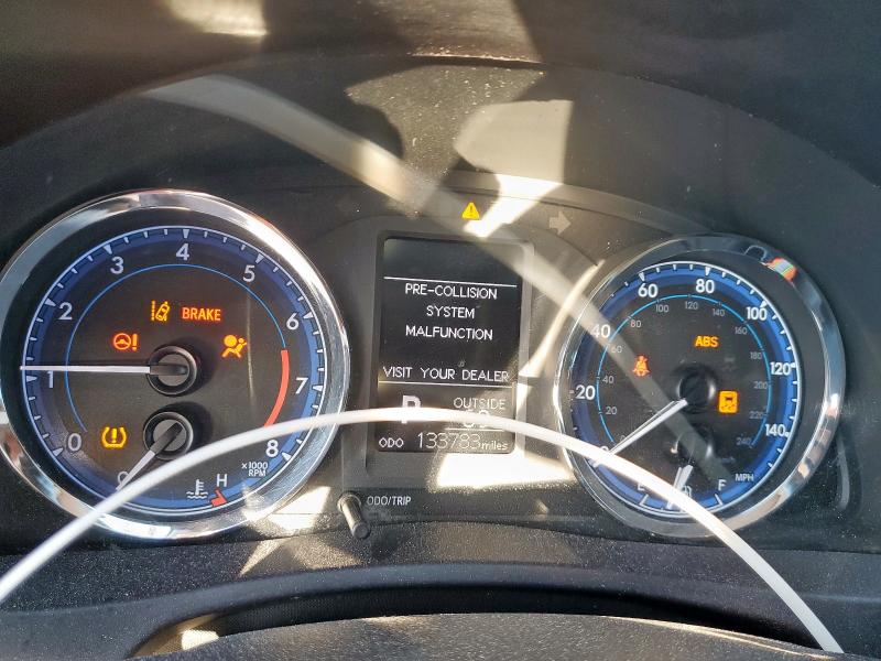 2018 TOYOTA COROLLA L - 5YFBURHE7JP820150