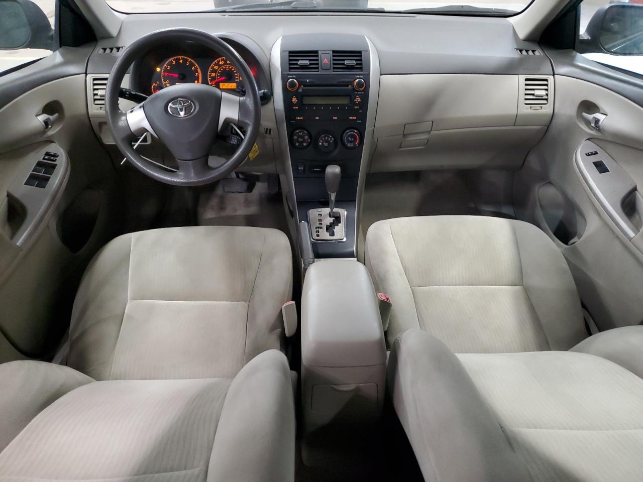 TOYOTA COROLLA BASE