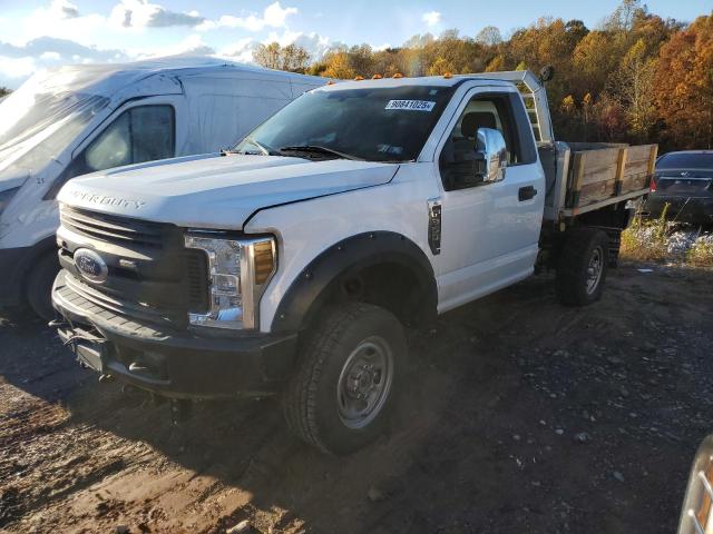 Global Auto Auctions: 2019 FORD F350 SUPER