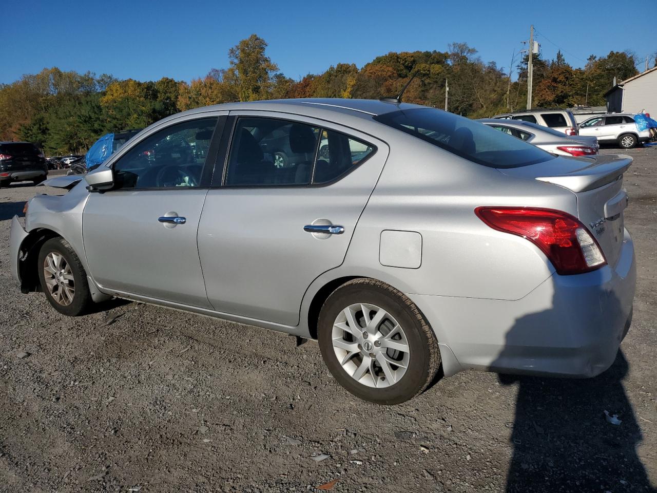 NISSAN VERSA S