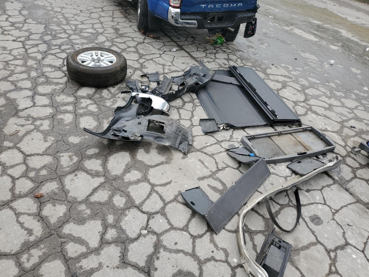 TOYOTA TACOMA DOUBLE CAB