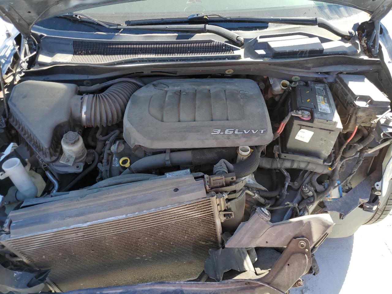 CHRYSLER TOWN & COUNTRY TOURING