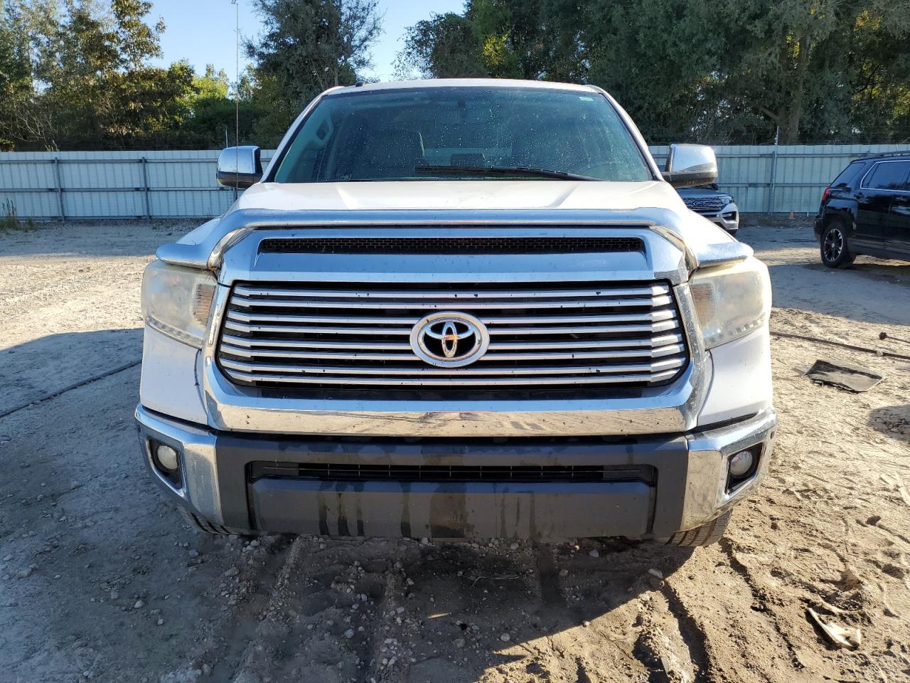 TOYOTA TUNDRA CREWMAX LIMITED