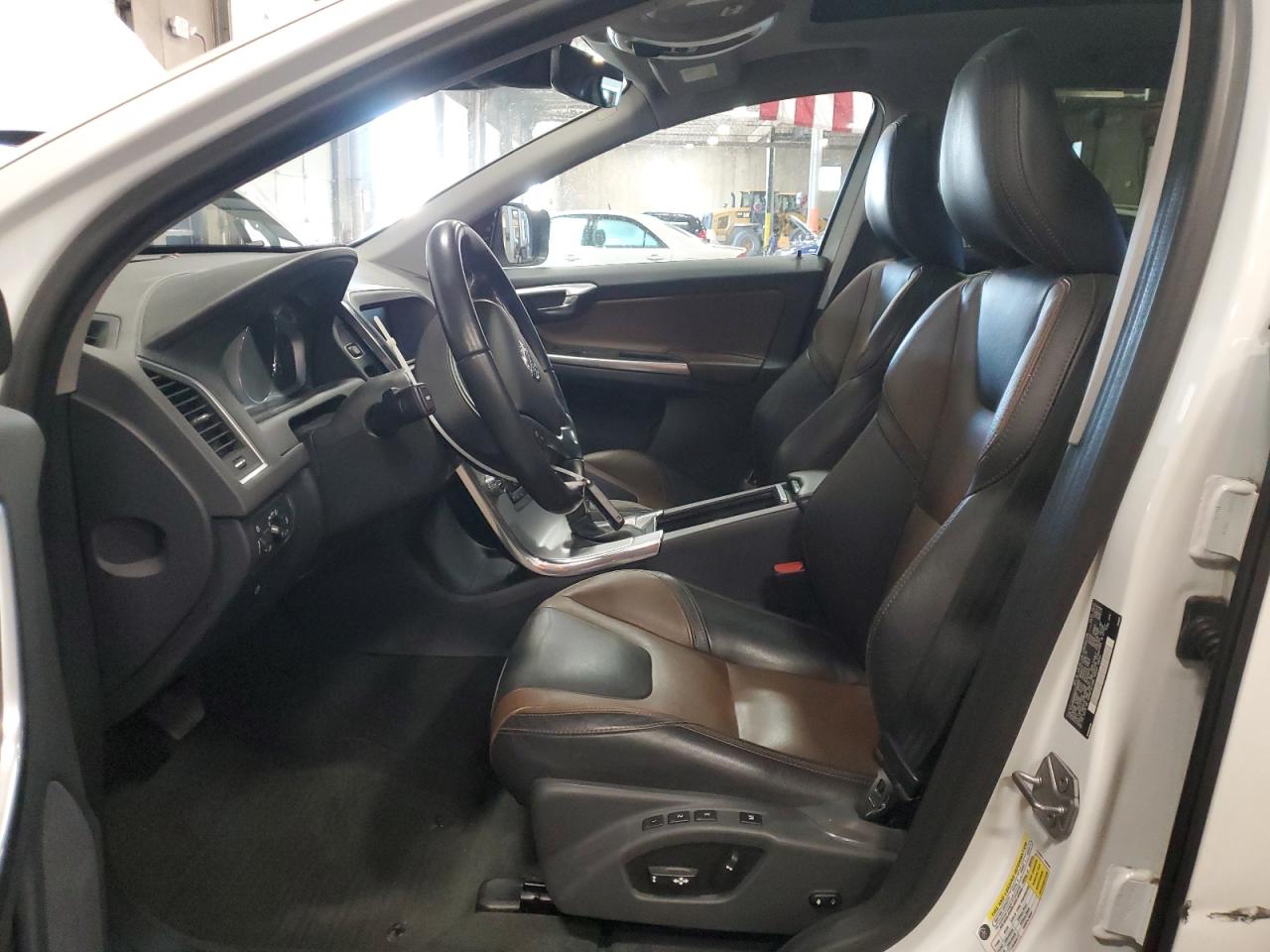 VOLVO XC60 T6 DYNAMIC