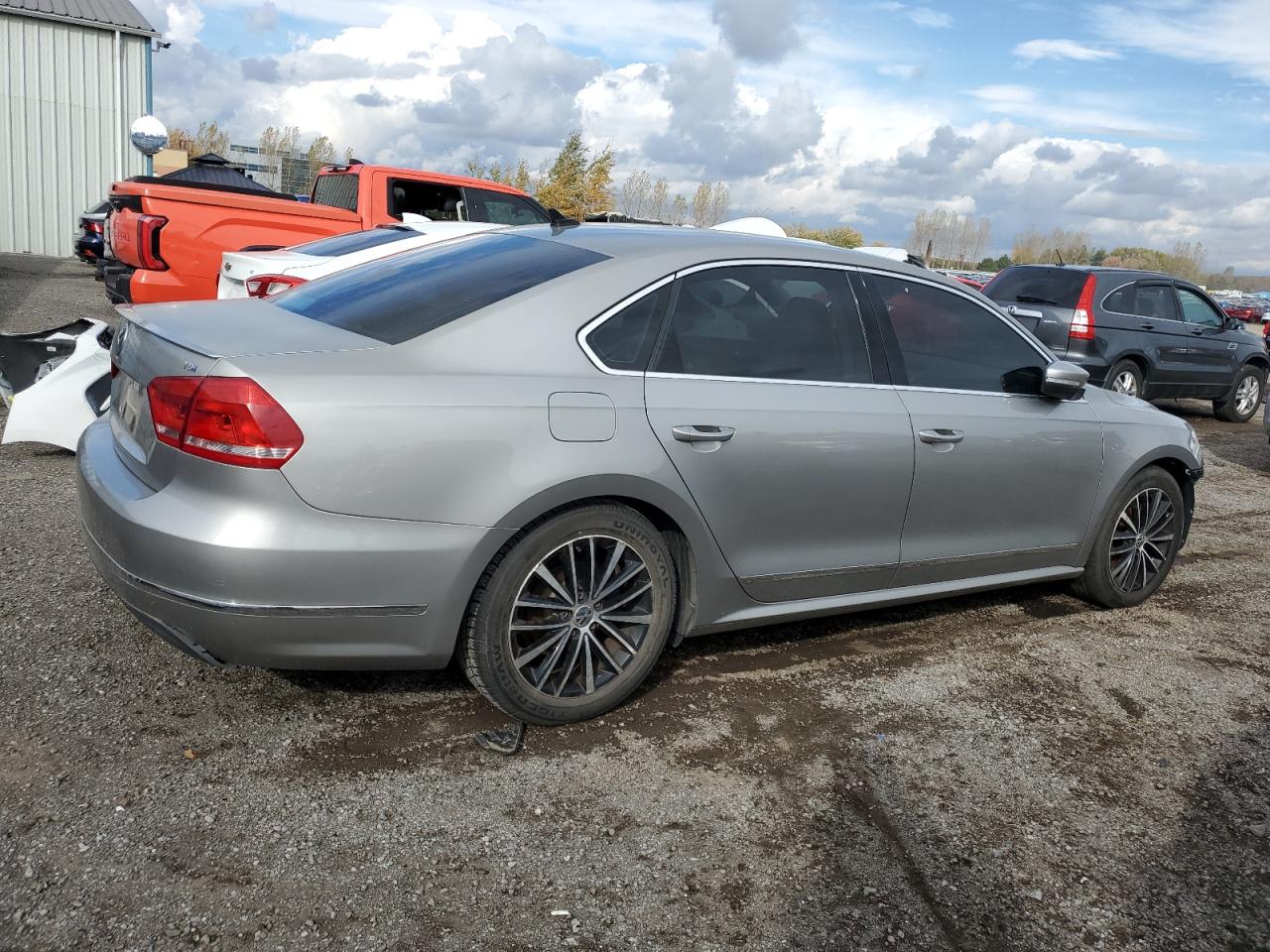 VOLKSWAGEN PASSAT SEL