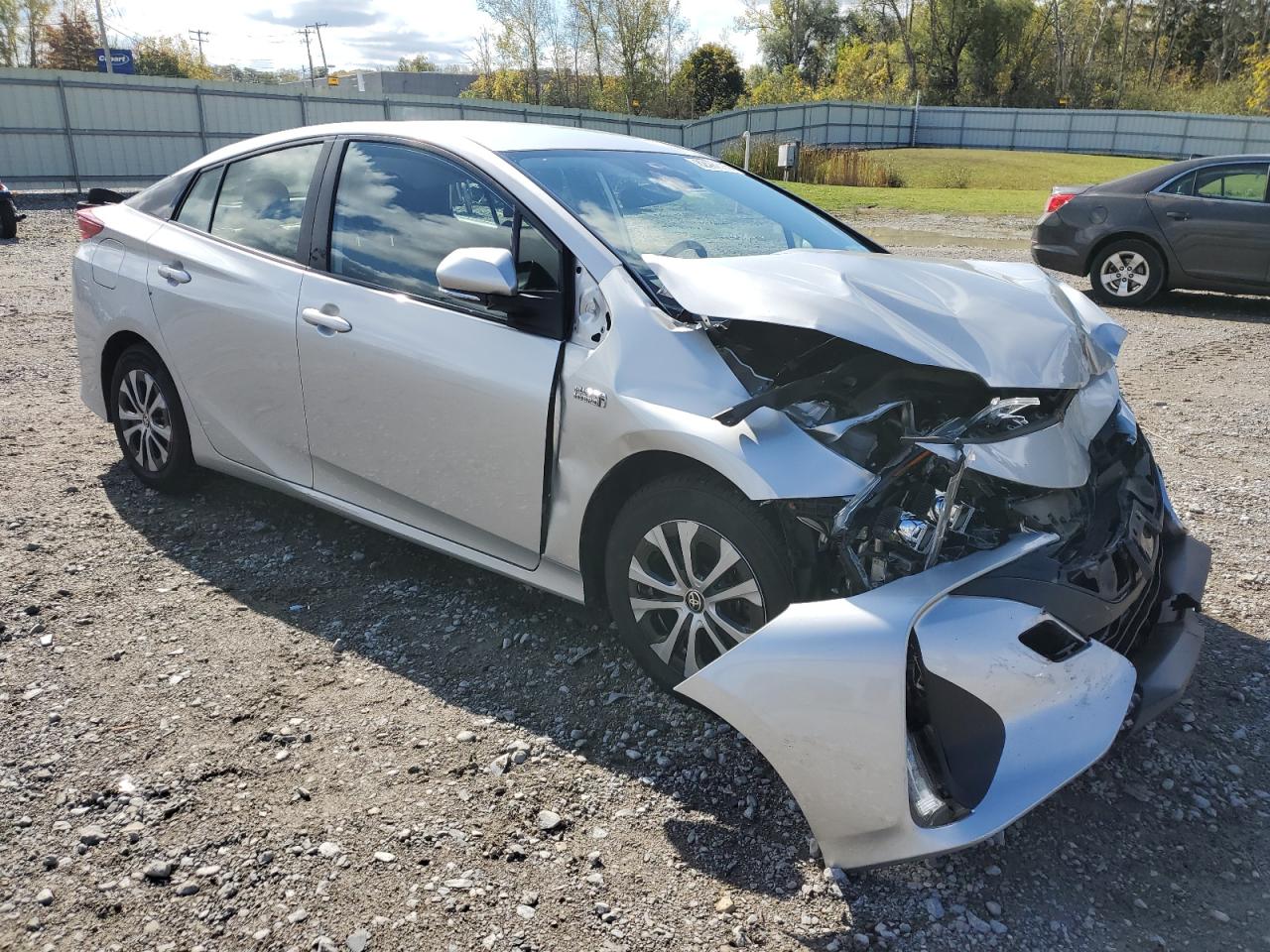 TOYOTA PRIUS PRIME LE
