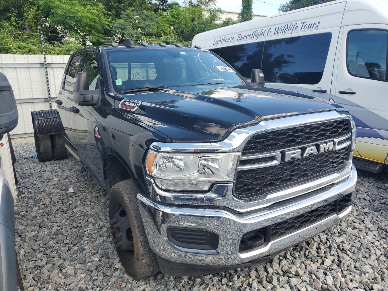RAM 3500 TRADESMAN
