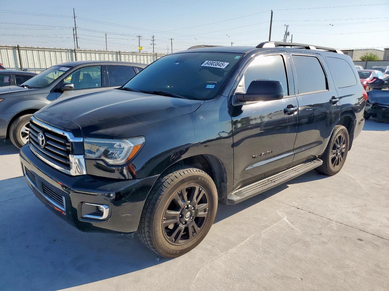 TOYOTA SEQUOIA SR5