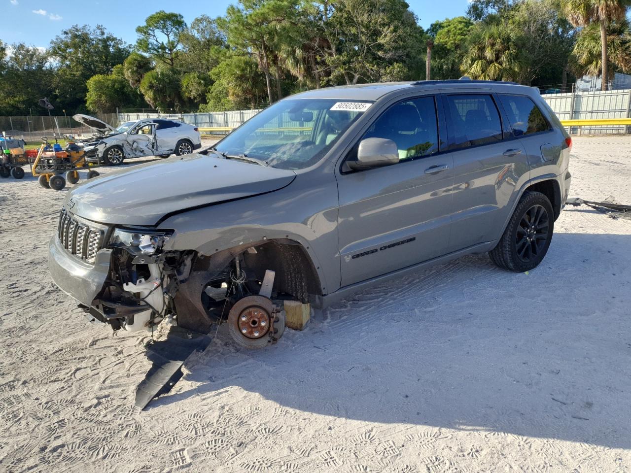 JEEP GRAND CHEROKEE LAREDO